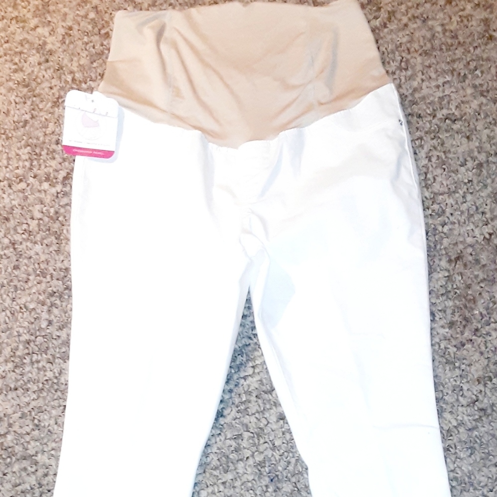 Isabel Maternity by Ingrid & Isabel //NEW MATERNITY PANTS